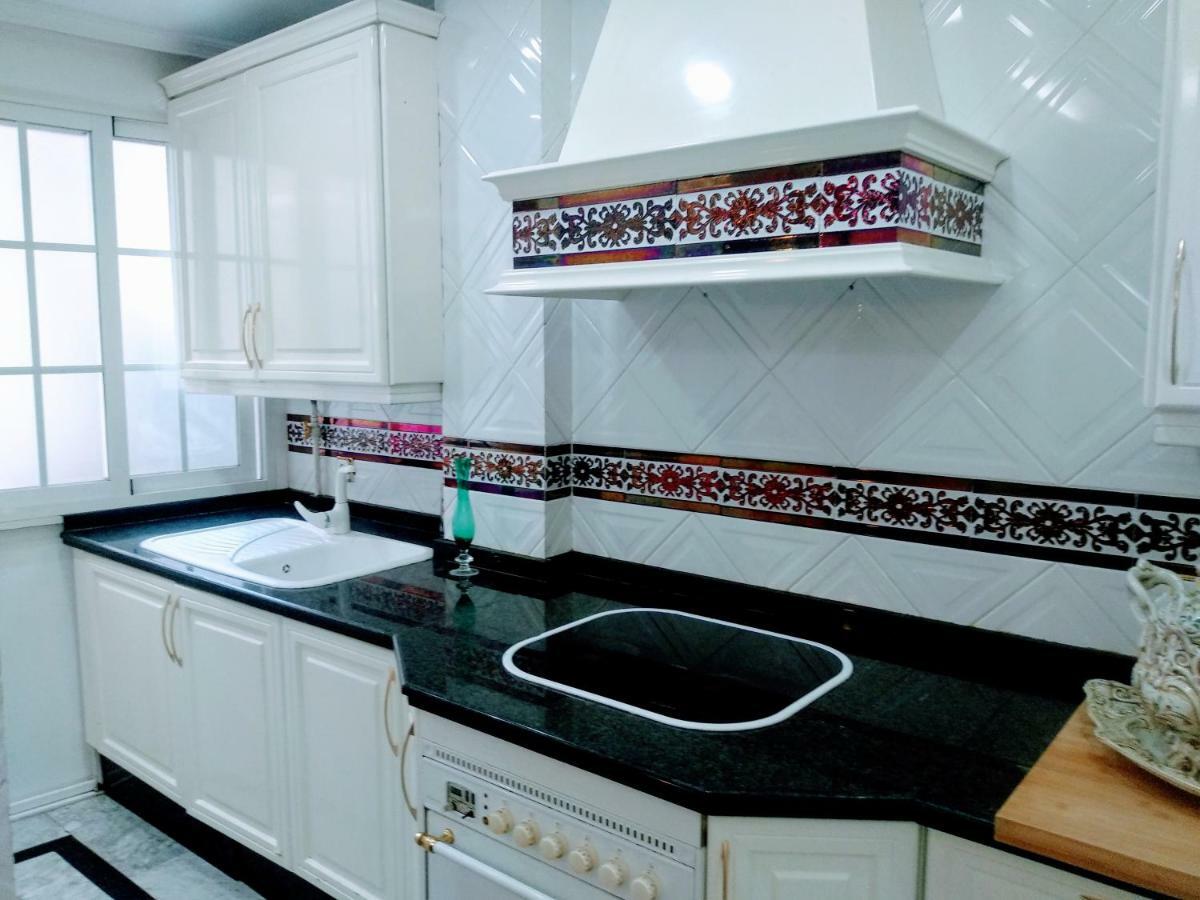 Wish Suite Central De Sevilla Bagian luar foto