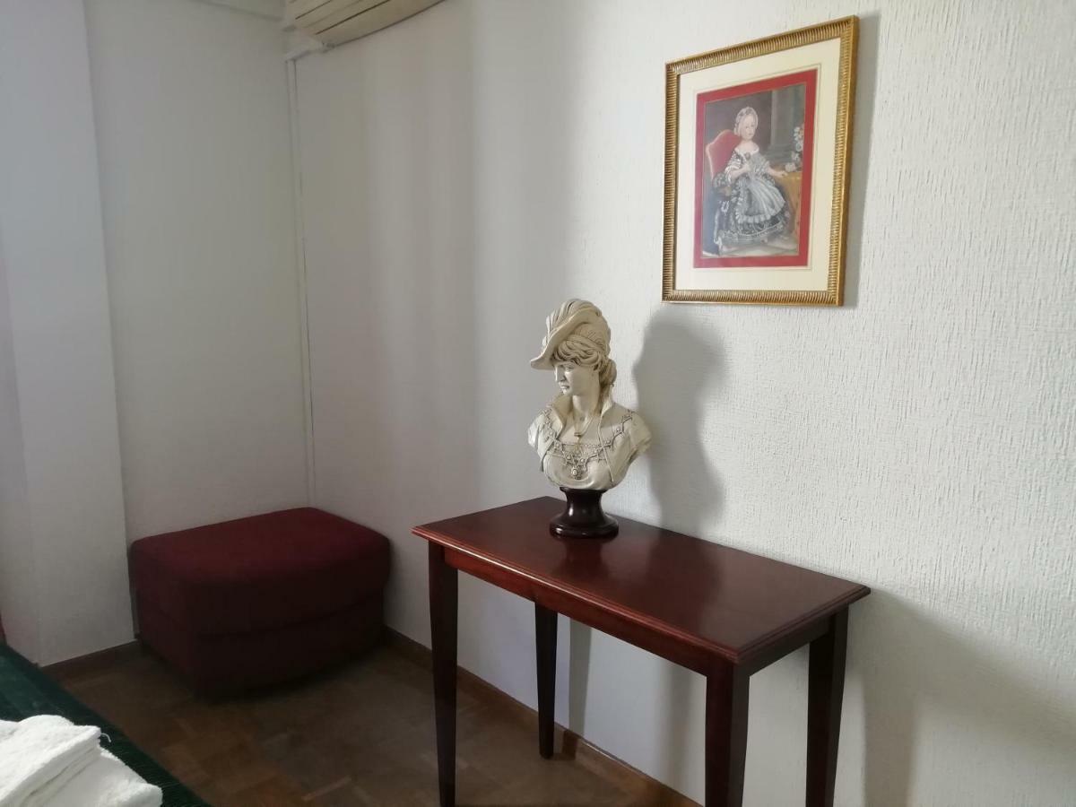 Wish Suite Central De Sevilla Bagian luar foto